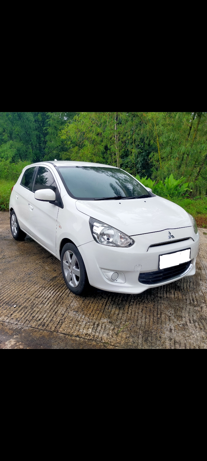 Mitsubishi Mirage 1.2 GLX MT