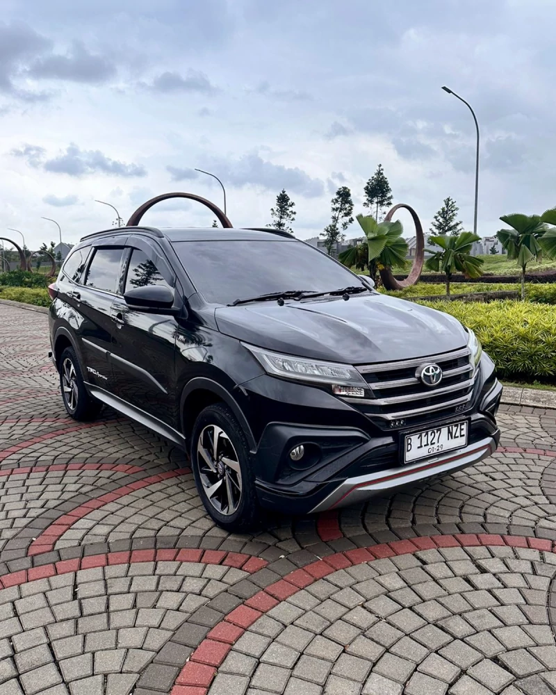 Toyota Rush 1.5 S TRD MT