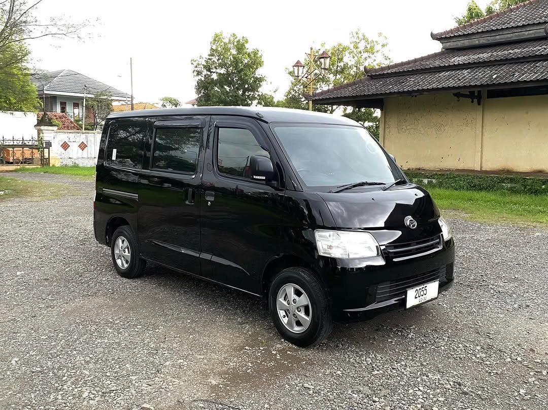 Daihatsu Gran Max 1.3 F MT