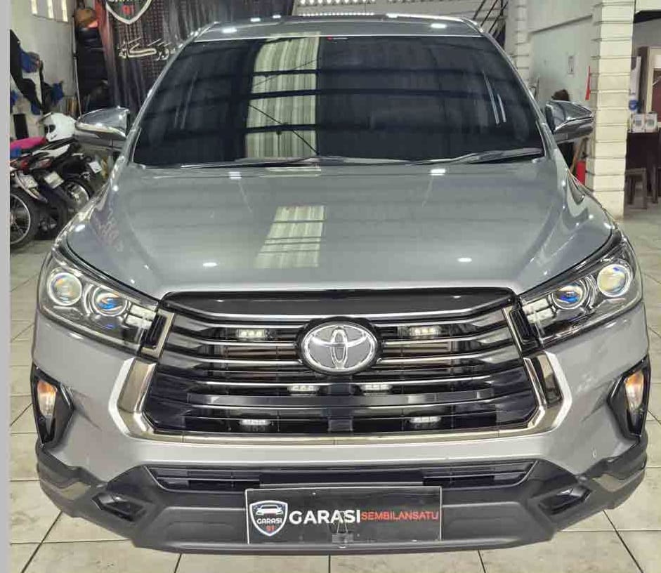 Toyota Kijang Innova 2.4 Venturer AT