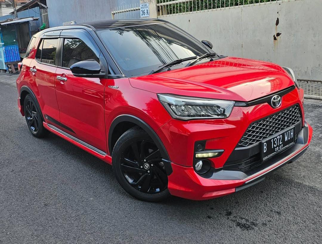 Toyota Raize 1.0 T GR AT