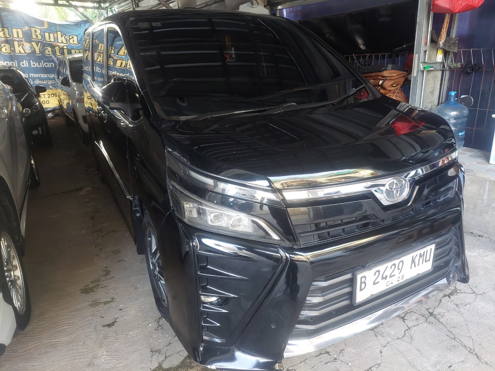 Toyota Voxy 2.0 AT