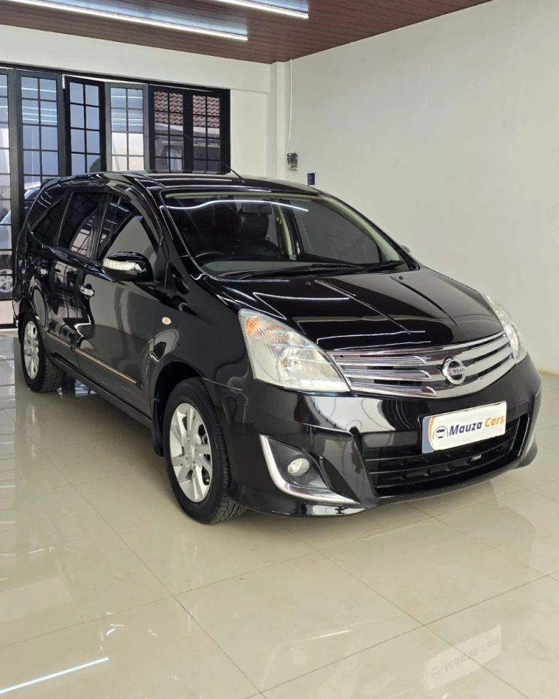 Nissan Grand Livina 1.5 XV Manual