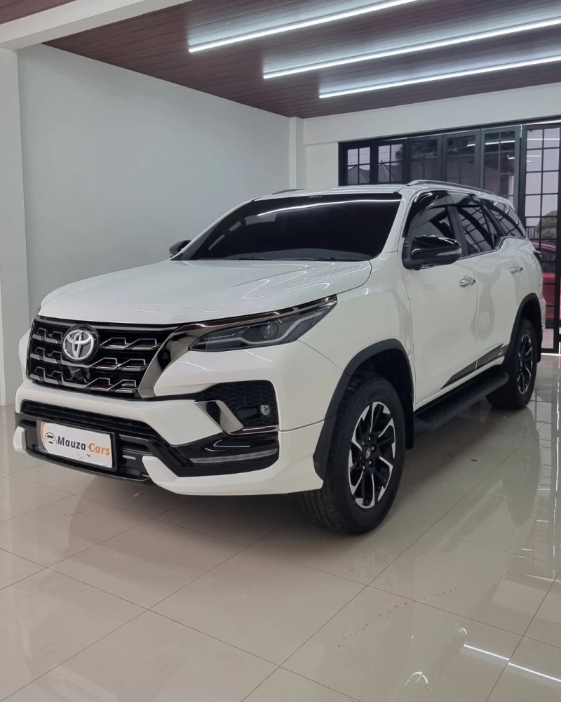 Toyota Fortuner 2.8 VRZ GR Luxury Automatic