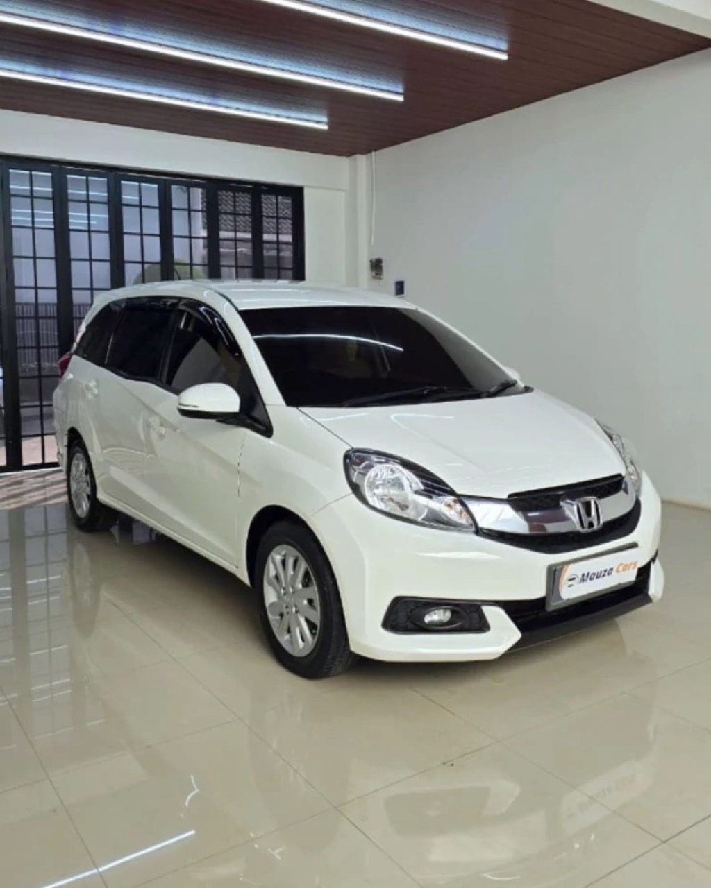Honda Mobilio 1.5 E Automatic
