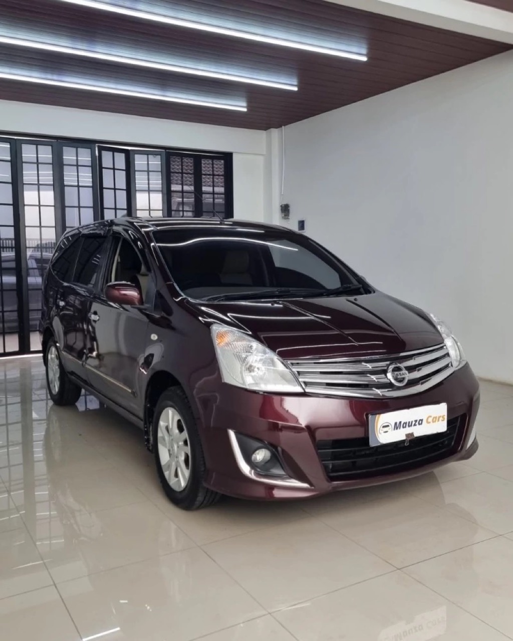 Nissan Grand Livina 1.5 XV Automatic