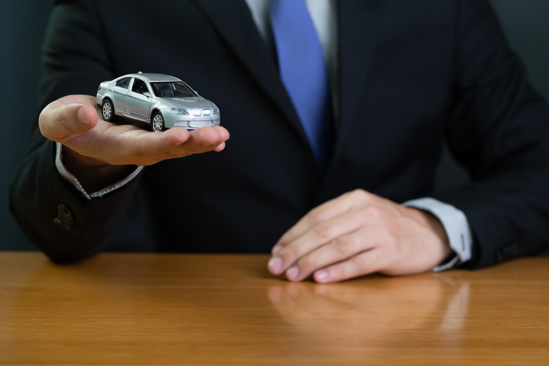 Tips Dan Syarat Gadai Bpkb Mobil Yang Wajib Diketahui<script async src=