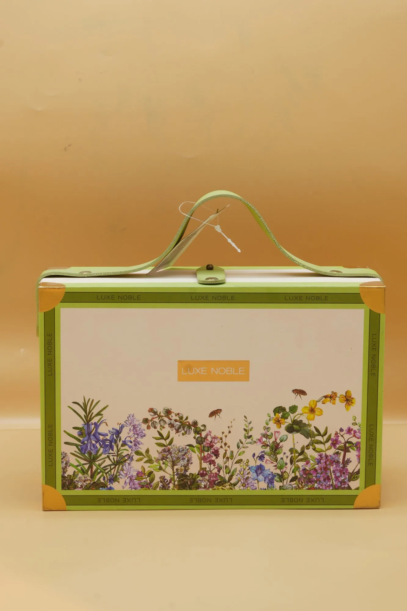 Luxe Noble Floral Gift Box