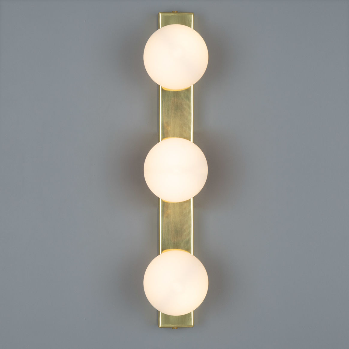 Louise Vintage Rippled Glass and Brass Bathroom Wall Light IP44