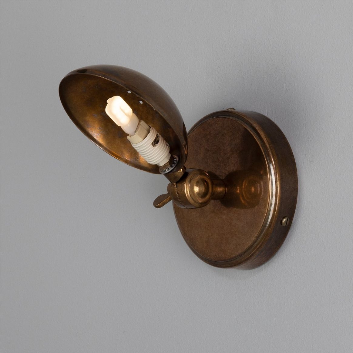 Mullan Lighting Lome Vintage Double Wall Light - Antique Brass