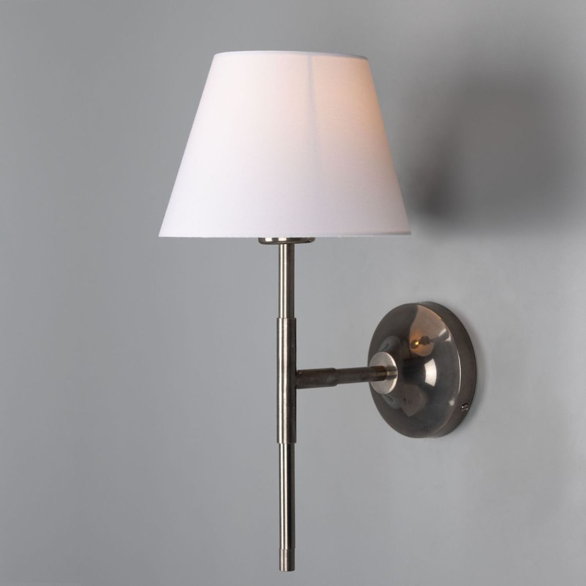 Tenby Exterior IP44 Wall Light in Antiqued Brass