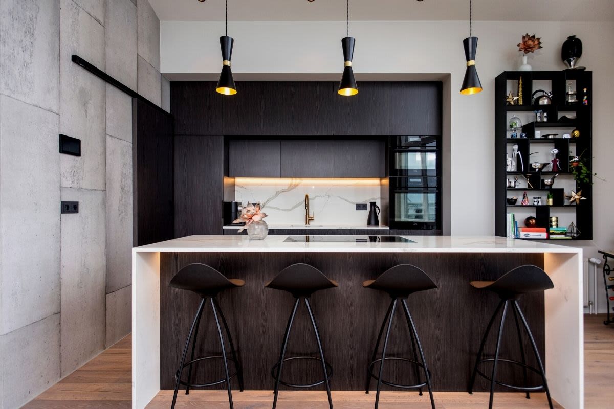 modern lights over kitchen island