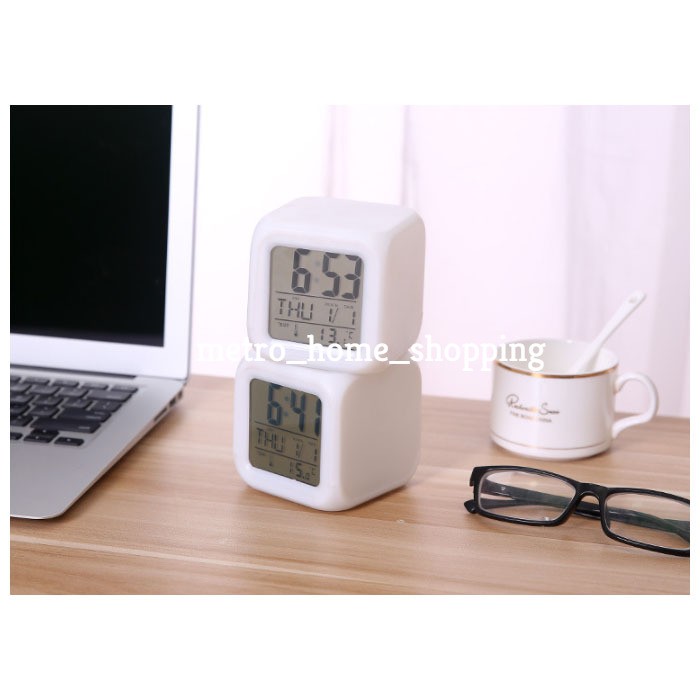 Jual Jam WekerJam Alarm WekerJam Meja Digital Berubah 7 Warna Mhs148