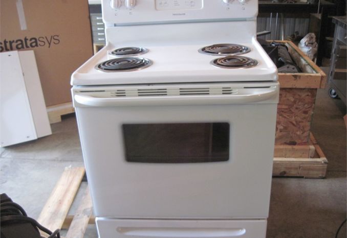 Frigidaire Electric Stove/Oven