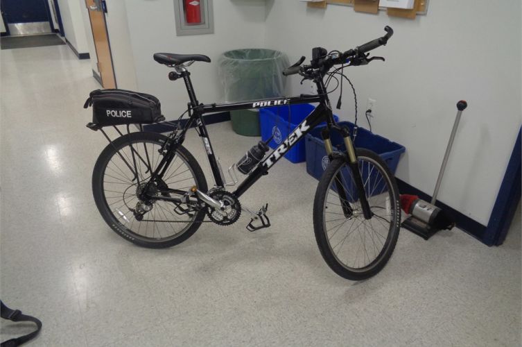 TREK Police Bicycle 21.5\