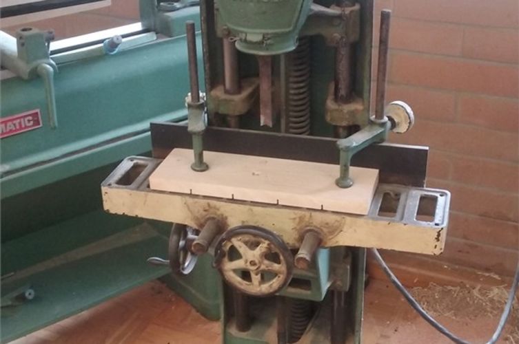 Hollow Chisel Mortiser Online 