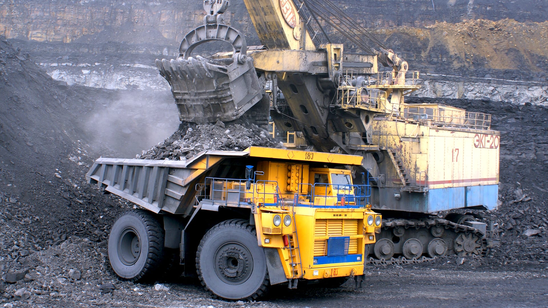 dump truck construction site image