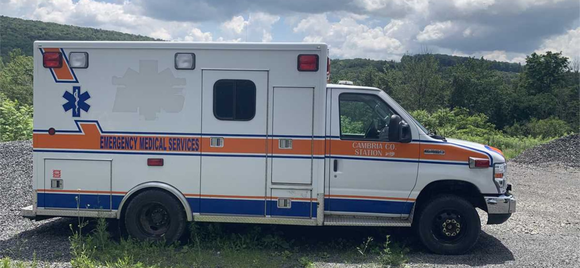 A Comprehensive Look Inside an Ambulance - Municibid Blog