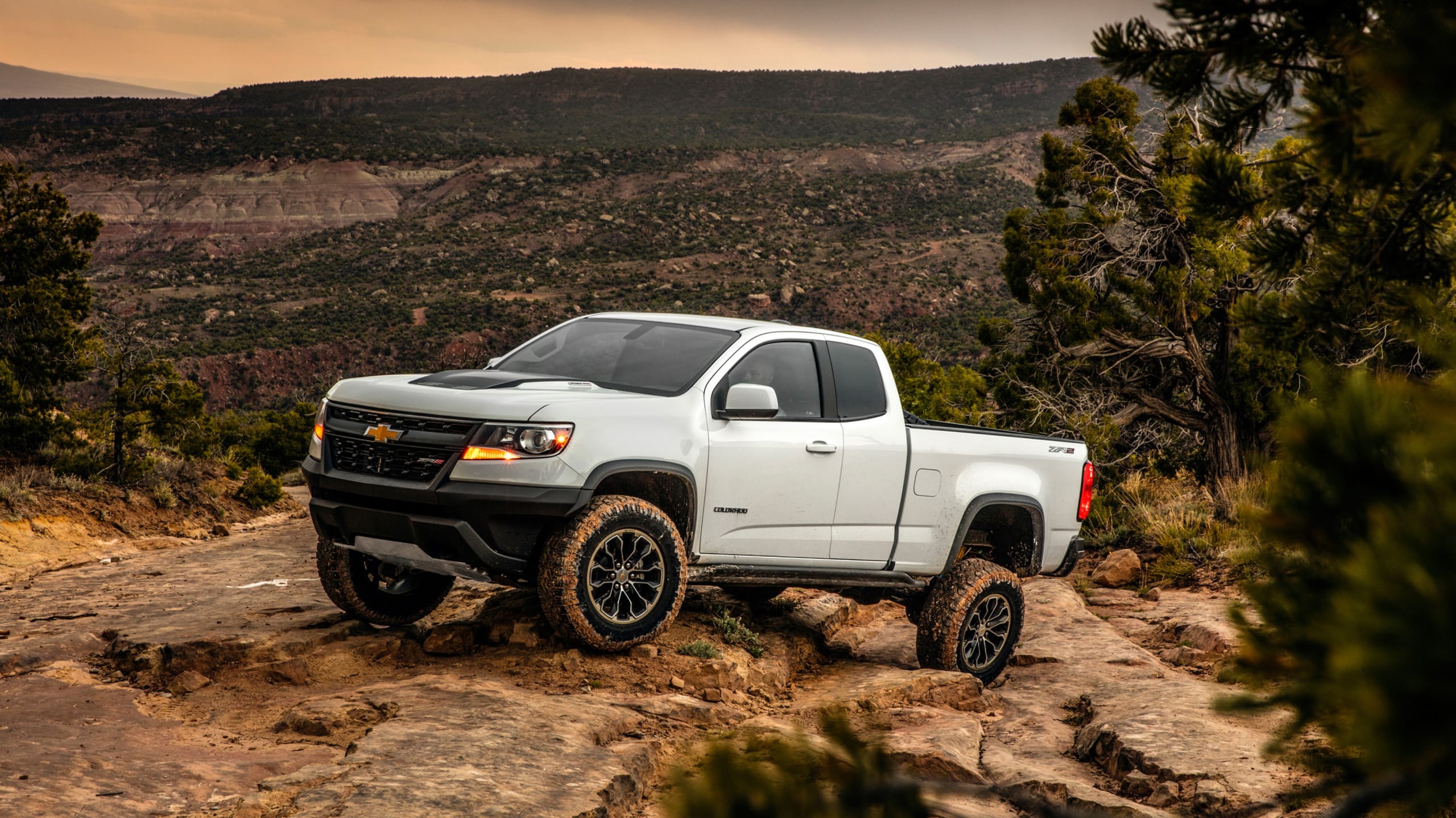 White Chevrolet Colorado, one of the best trucks for driving in the mountains.