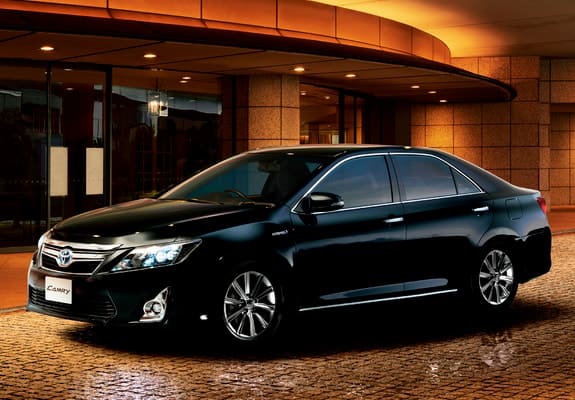 2013 Toyota Camry car, a good used car to buy in the used car market.
