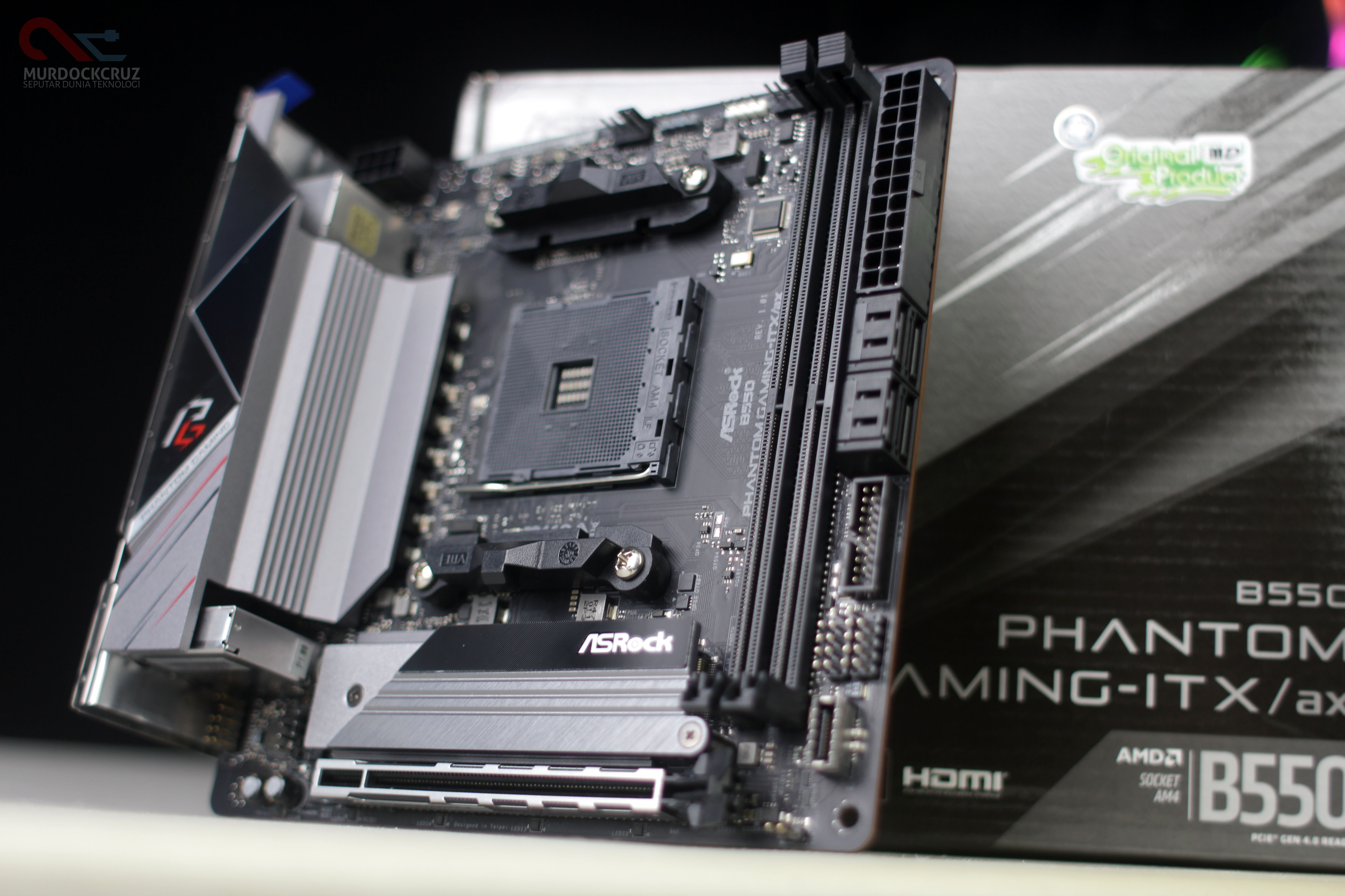 ASRock B550 Phantom Gaming-ITX/AX