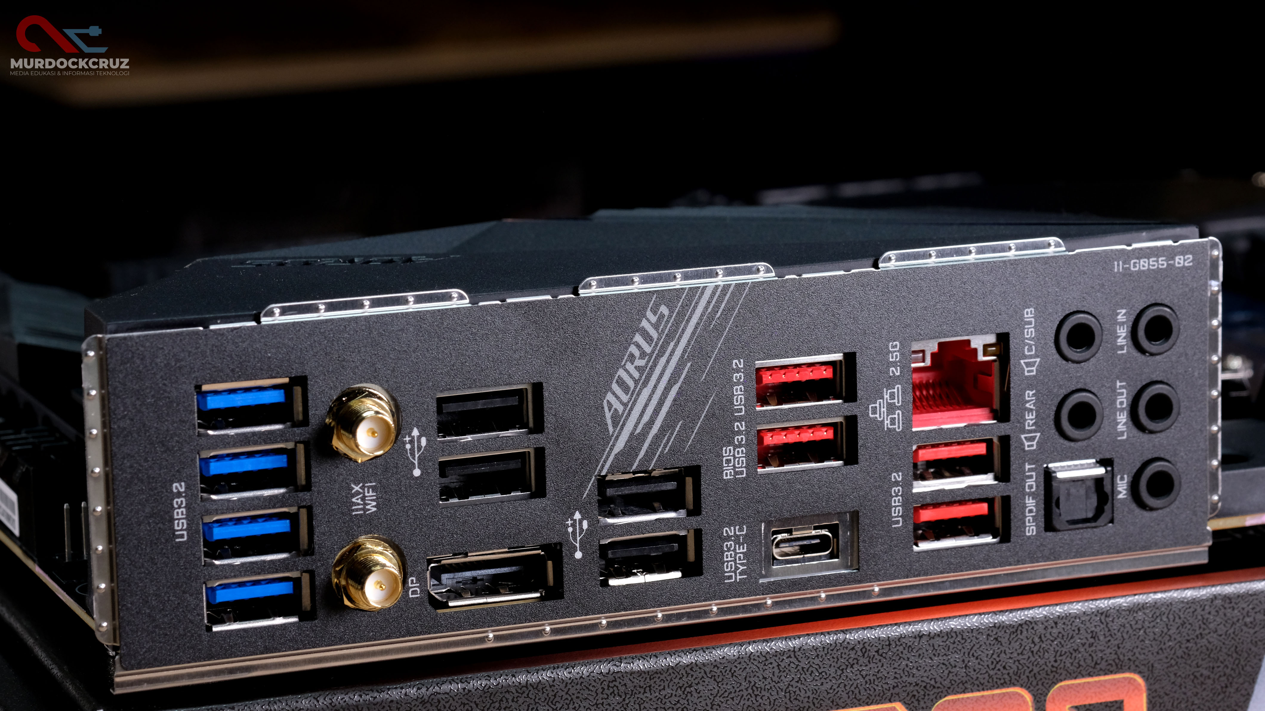 GIGABYTE Z590 AORUS Pro AX