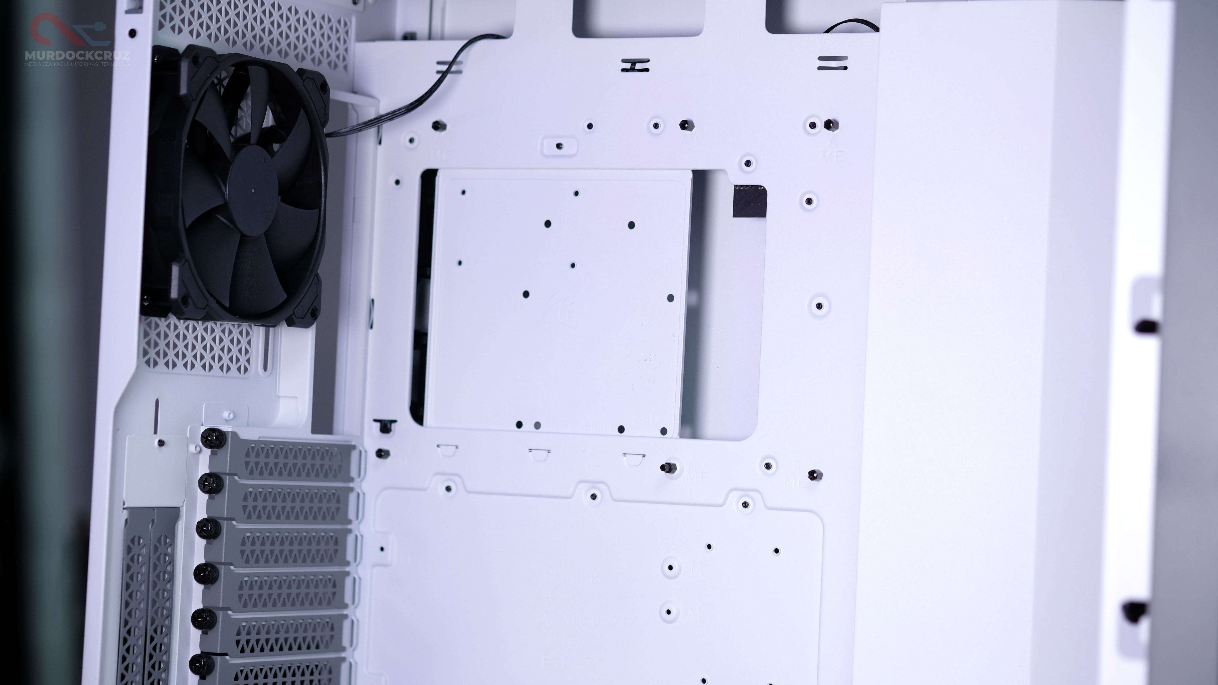 CORSAIR 5000D AIRFLOW