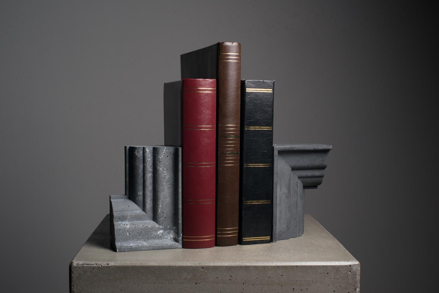 Bookend