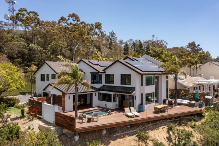 Responsive house