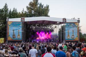 Image of Layin' on the Lawn with Ween @ Edgefield - Troutdale, OR