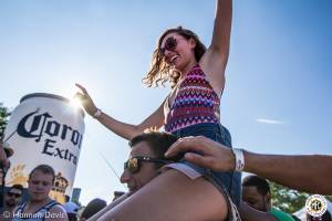 Image of A-Trak N' Friends Celebrate Volleywood During Corona Electric Beach 2016 @ North Avenue Beach - Chicago, IL