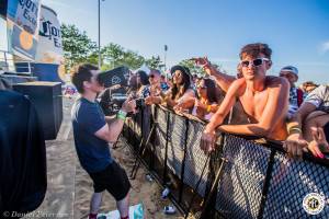 Image of A-Trak N' Friends Celebrate Volleywood During Corona Electric Beach 2016 @ North Avenue Beach - Chicago, IL