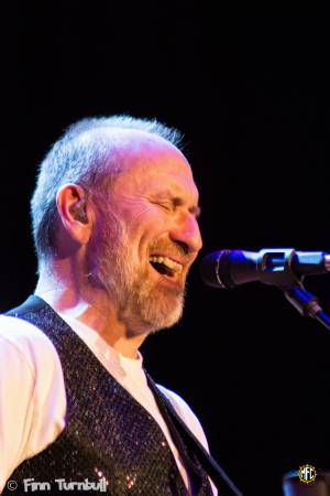 Image of Colin Hay @ Elsinore Theatre - Salem, OR