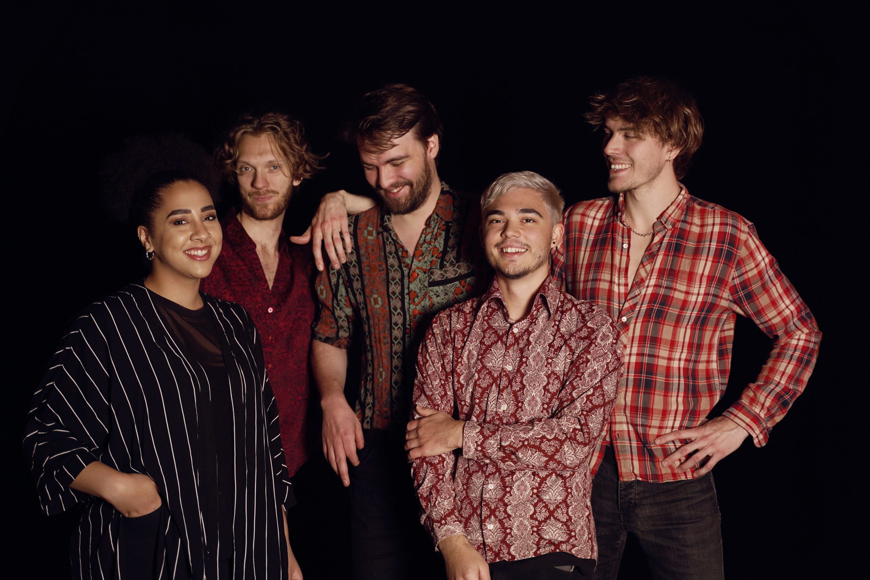 The Apricots · Music Handshake