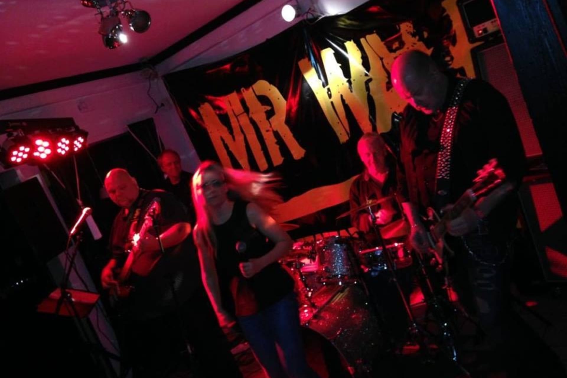 Mr Walker, bild 4