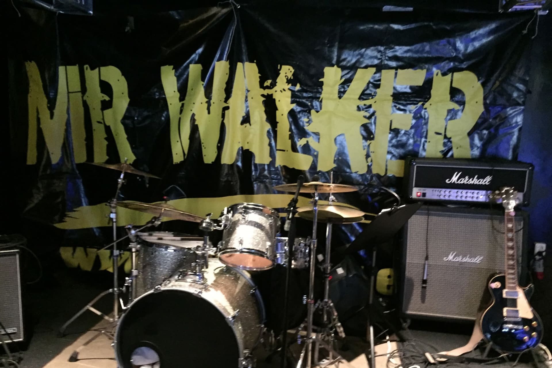 Mr Walker, bild 2