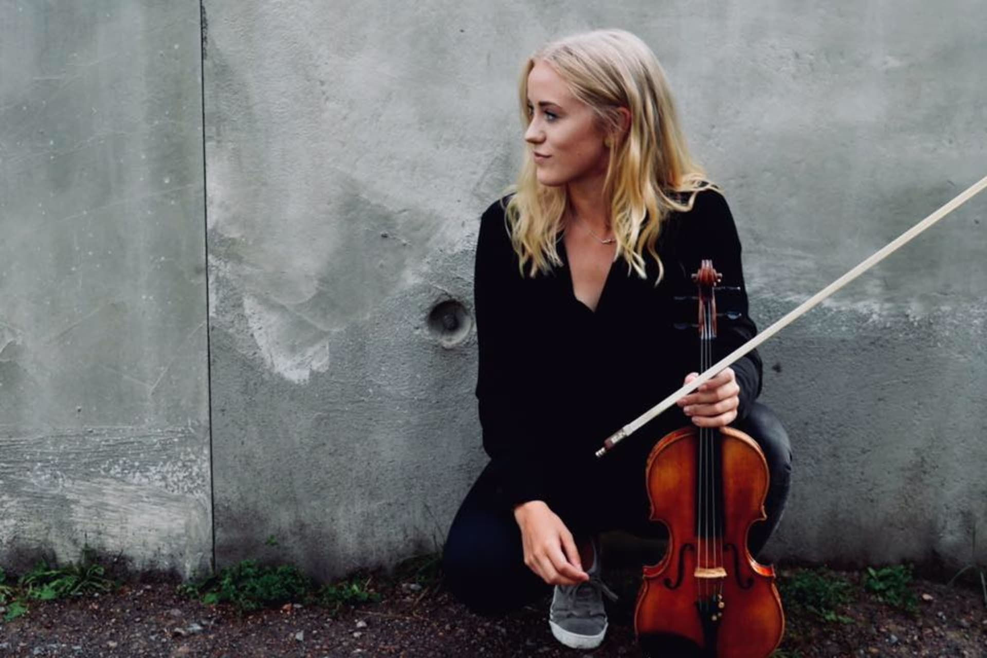 Karin/violinist, bild 1