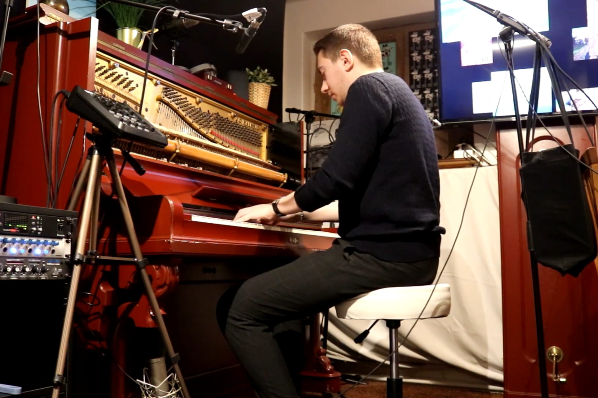 Shajan Ghavidel (pianist), bild 2