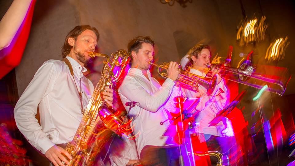 Sirs & Dukes, bild 1