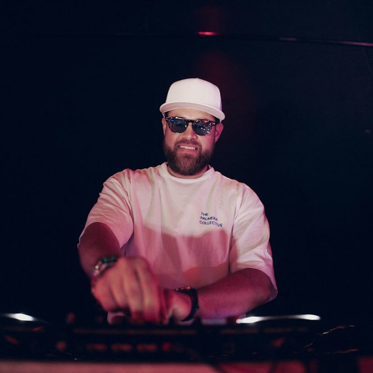 Profilbild av: GOSOBRO - Internationell DJ och Festfixare för ditt event