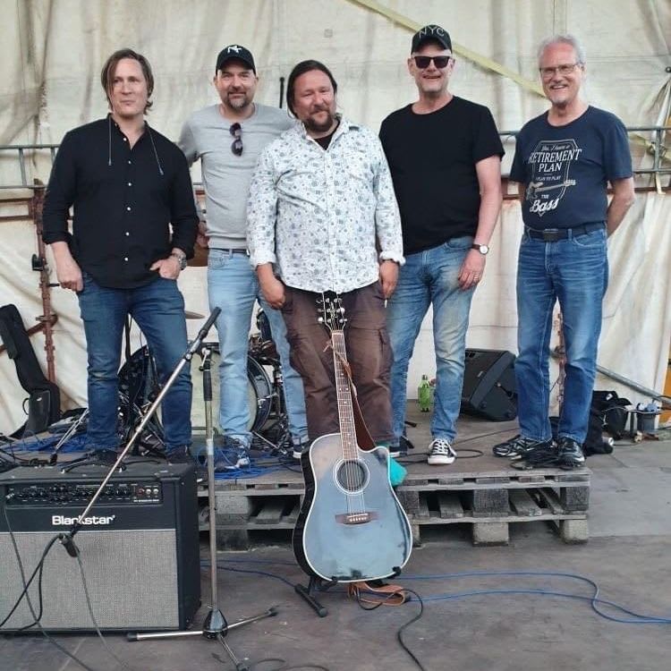 Profilbild av: Redcarpet partyband!