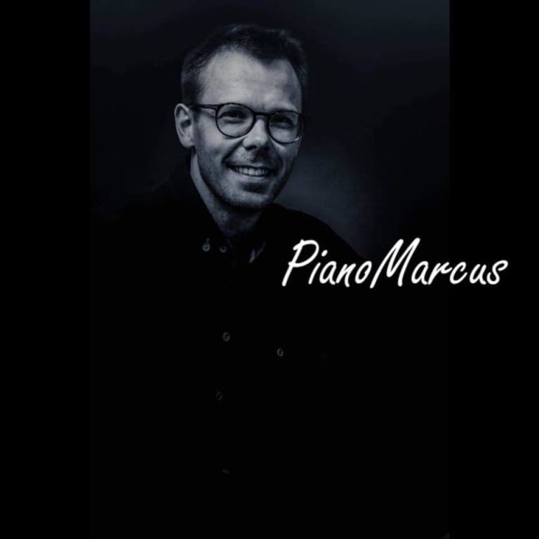 Profilbild av: PianoMarcus - pianist till vardag och fest