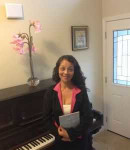Sophia H offers Voice lessons in   Occidental, CA 