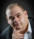 Max V offers Voice lessons in   Lenni, PA 