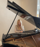 Filipa B offers Flute lessons in   Hermosa Beach, CA 