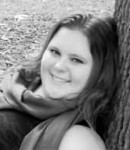 Amber L offers Piano lessons in   Aurora, IL 