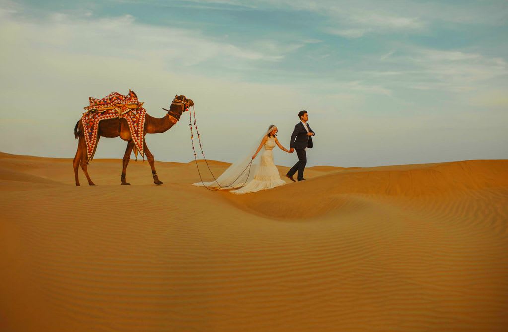 WEEDING CEREMONY IN THE SAHARA DESERT