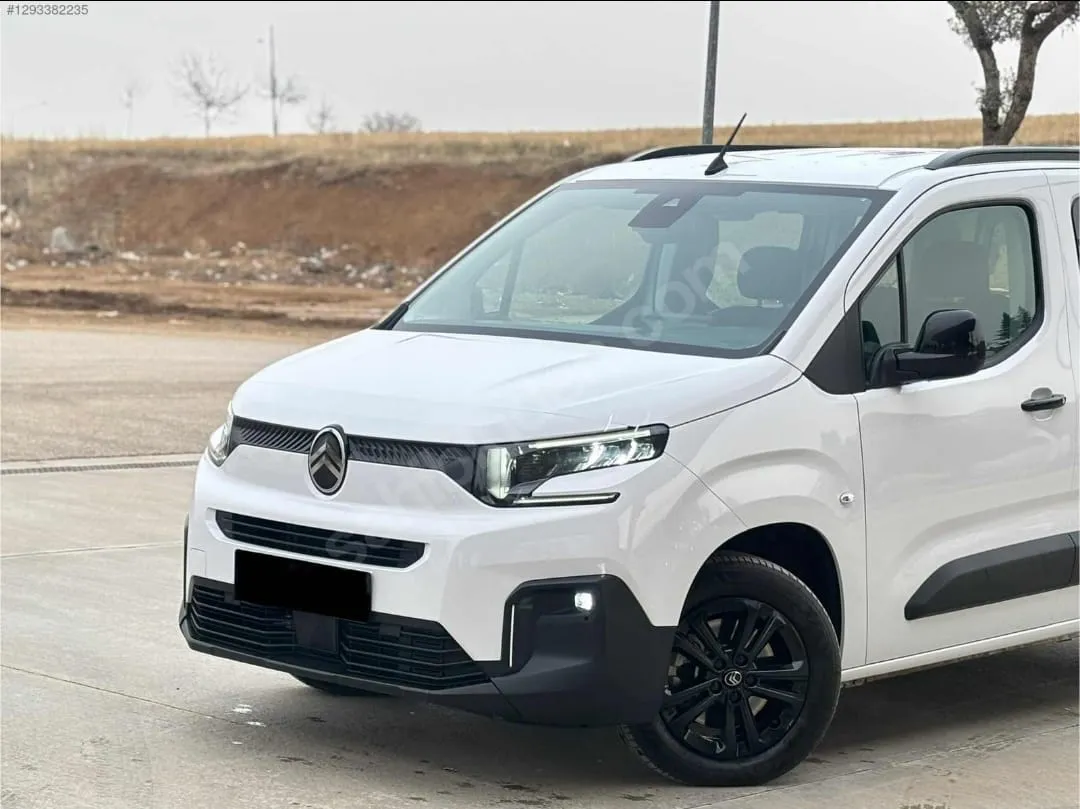 2025 MODEL BERLİNGO 1.5 BlueHDI YOU OTOMATİK HATASIZZ SIFIRRR - 3