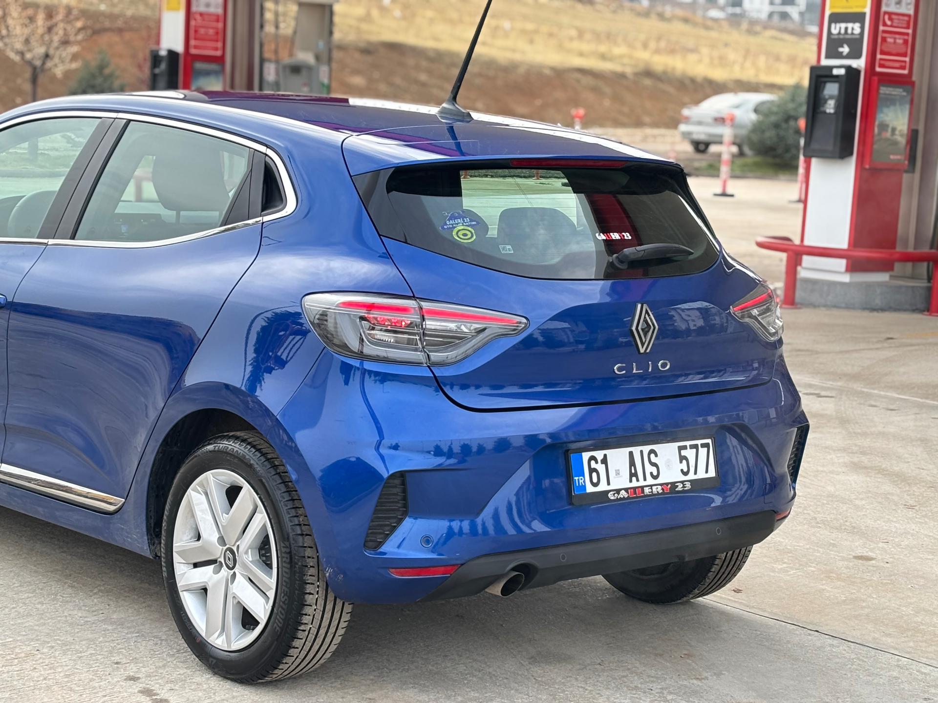 2025 CLİO 1.0 TCE EVOLUTİON OTOMATİK HATASIZ BOYASIZ SIFIR AYARINDA - 5