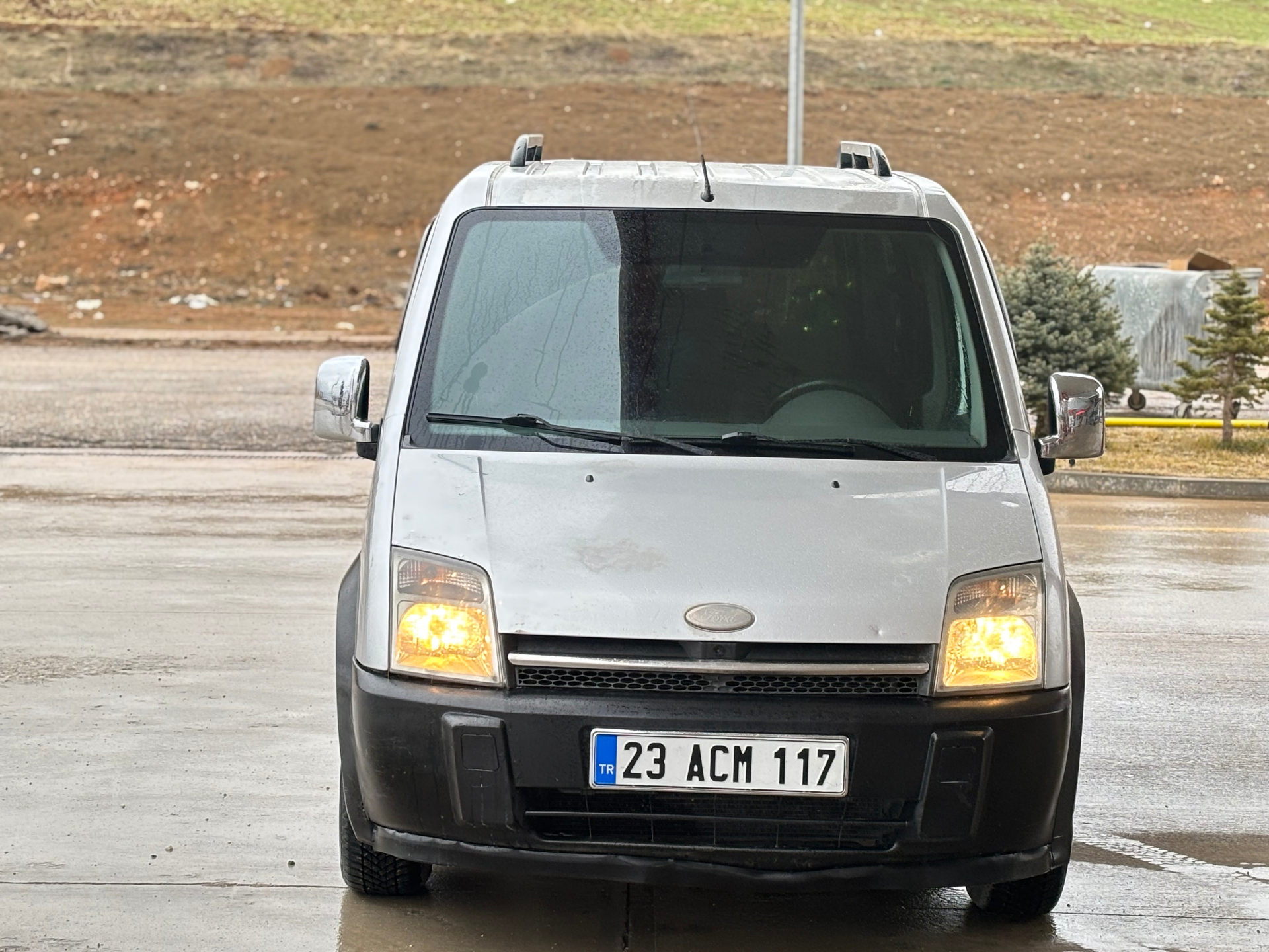 2004 CONNECT 75’LİK ÇİFT SÜRGÜ ORJİNAL 298.000 KM’DE ÇOK TEMİZ AİLE ARACI - 3